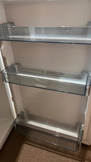 Frigorifero Teka con mini congelatore integrato