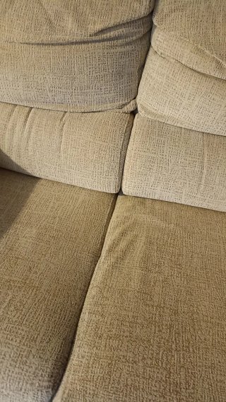 Sofá de 2 plazas en tela beige