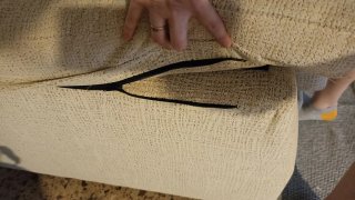 Sofá de 2 plazas en tela beige
