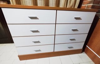 Cómoda 8 cajones madera y blanco