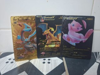 Cartas Pokémon Kyurem V, Charizard V, Mew V
