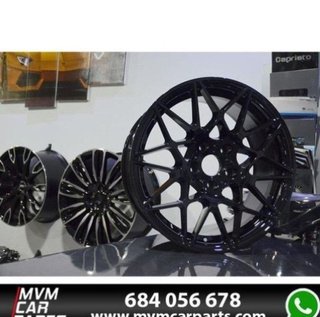Juego de 4 Llantas BMW 19 M4 GTS Glossy Black BM06