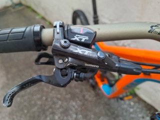 Bicicleta Giant Reign Descenso