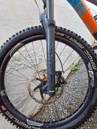 Bicicleta Giant Reign Descenso