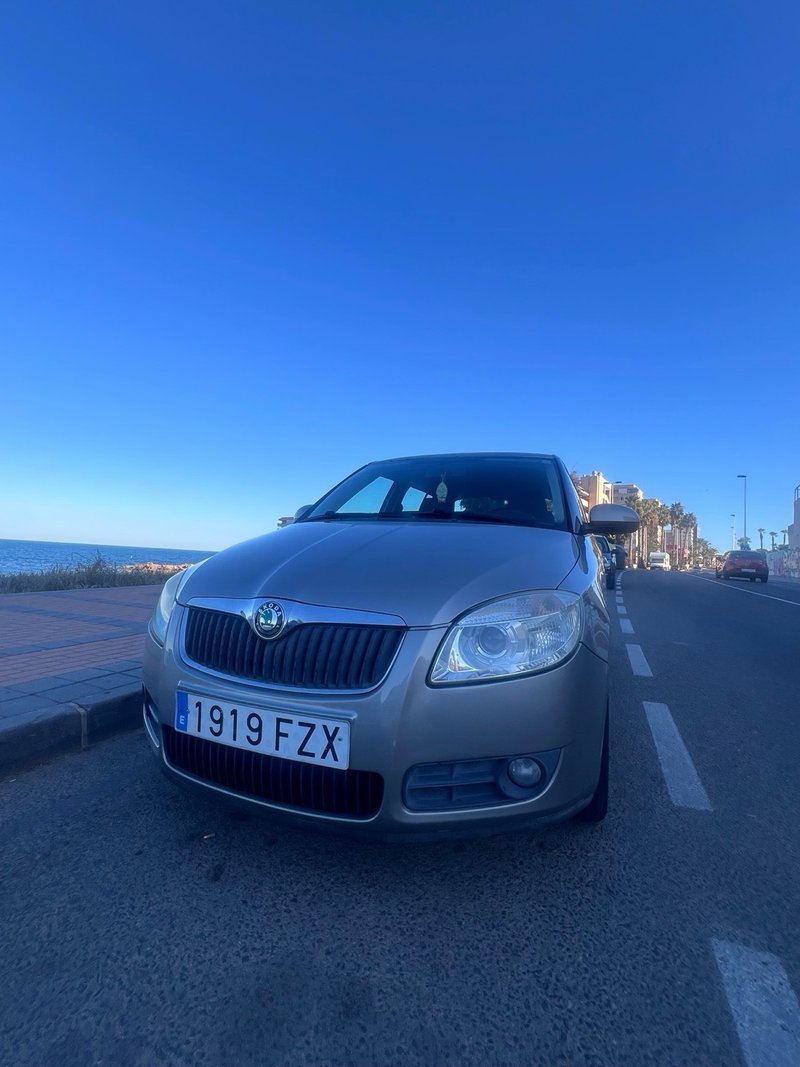 Škoda Fabia 1.2 Urban 2008, foto 4
