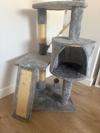 Árbol rascador para gatos