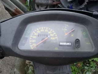 Suzuki Address para piezas entera o piezas