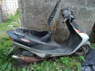 Suzuki Address para piezas entera o piezas