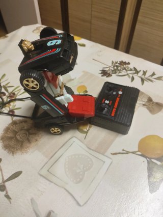 Coche Robot Teledirigido Auto-Change 1985 robo car