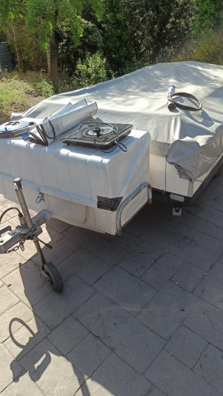 Remolque tienda Comanche