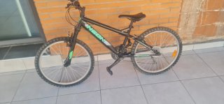 Bicicleta tamaño mediano