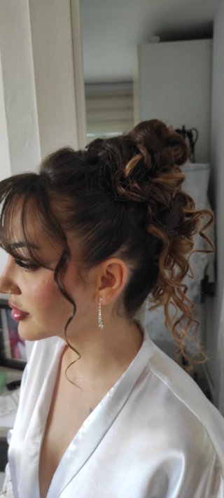 Peluquera & maquilladora a domicilio eventos