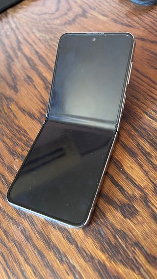 Samsung Z Flip 5 512GB - Como Nuevo