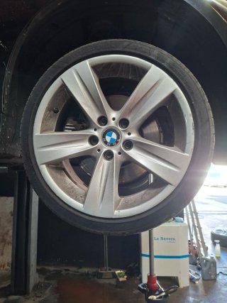 Llantas BMW 18 Originales con Neumáticos