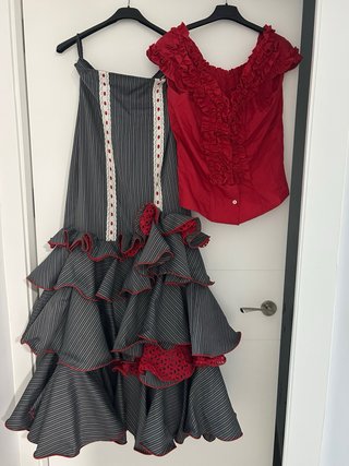 Conjunto Flamenco Falda y Blusa