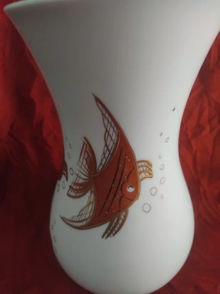 ANTIGUO FLORERO.