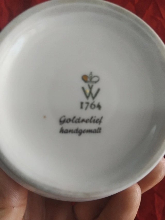 ANTIGUO FLORERO.