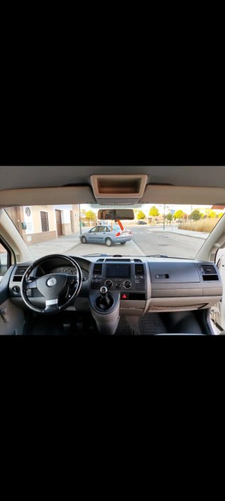 Volkswagen Transporter T5 2004