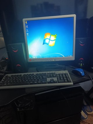 PC Medion Pentium 4.0 Torre Completa
