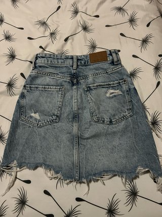 Falda vaquera Pull&Bear desgastada
