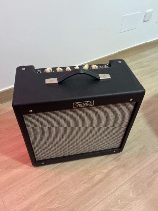 Amplificador Fender Blues Junior IV