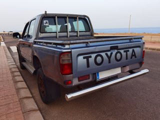 Toyota Hilux Doble Cabina 4x4 2.4TD 2000 90CV