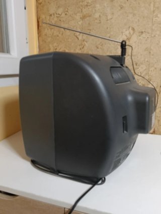 Televisor CRT Sharp 14 ¡Ideal Retro!