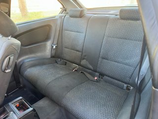 BMW Serie 3 2004 240.000km gasolina pegatina B