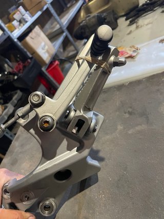 Estribo Izquierdo BMW F800