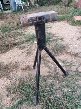 Trípode Herrador