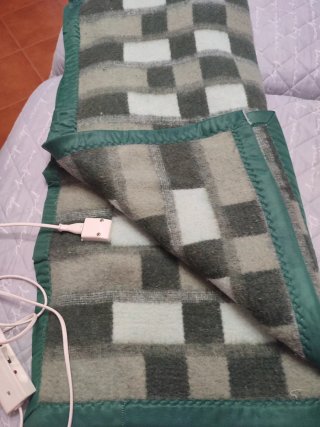 Manta Eléctrica Gris y Verde