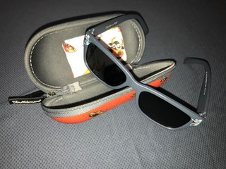 Gafas de sol infantiles con funda