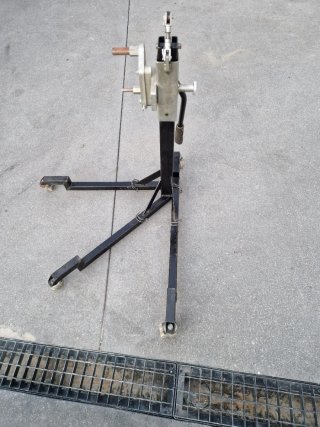 Caballete central para moto