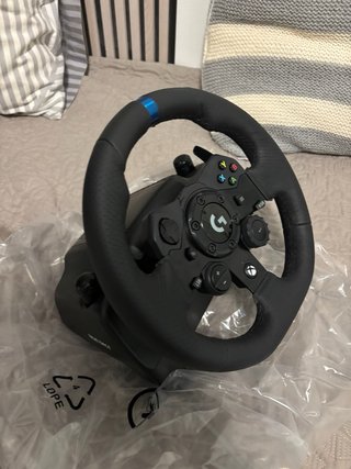Volante Logitech G923 con Shifter