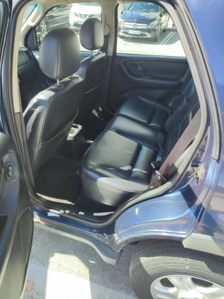 Ford maverick 4x4 2003