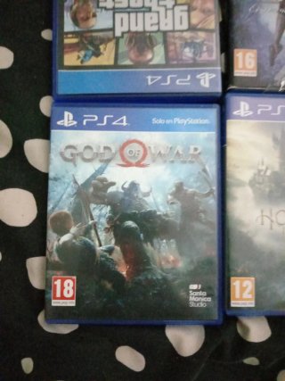 PS4 (PlayStation 4) con 7 giochi