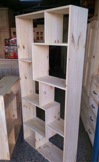 Librerías de madera de pino macizo a medida
