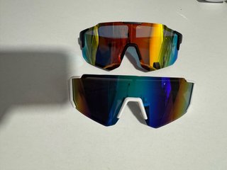 Gafas de sol deportivas multicolor