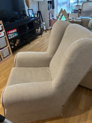 Sillón mecedora lactancia beige