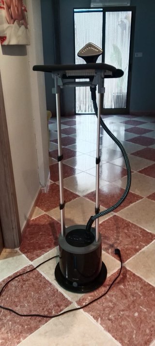 Centro de planchado a vapor cecotec