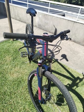 Bicicleta Rockrider ST 520 L 27.5 Alumínio