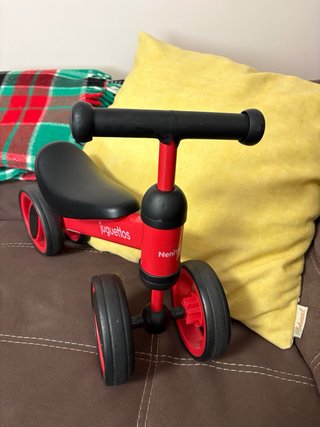 Bicicleta de aprendizaje Juguettos roja