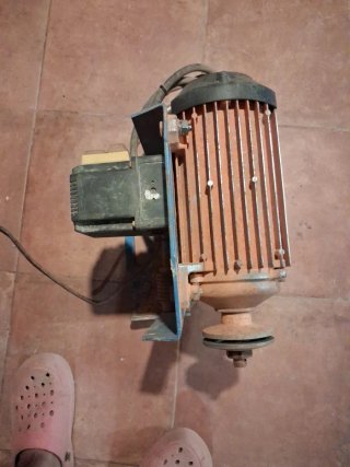 Motore trifase