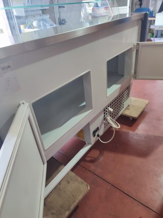 Vetrina per salumeria seminuova