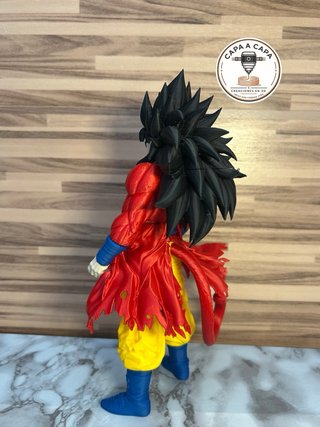 Figura Goku SSJ 4
