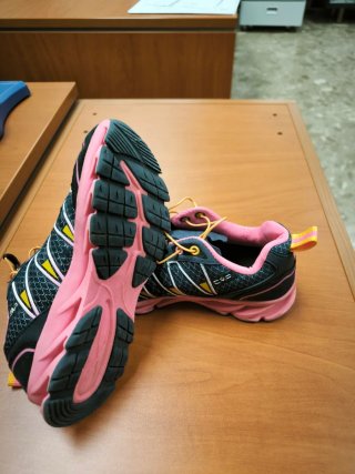 Zapatillas CMP niña negras y rosas