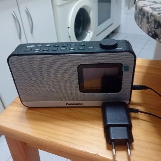 Radio Panasonic Negra