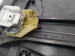 Elevalunas mercedes-benz a2467330214 clase 270097