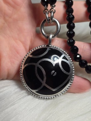 Collana Facco con pendente nero e argento