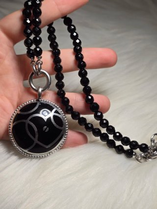 Collana Facco con pendente nero e argento